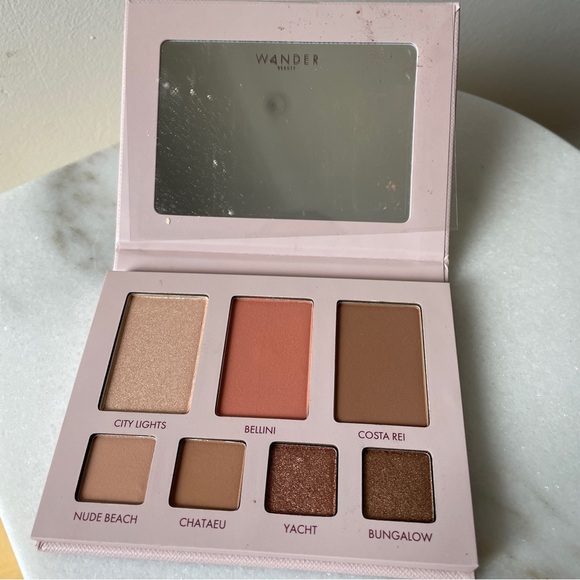 Wander Beauty sunkissed getaway eyeshadow and blush / bronzer palette - Picture 5 of 7